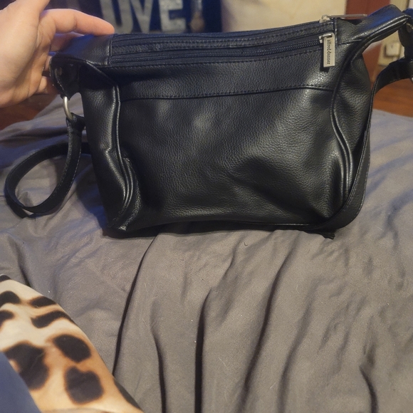 Alfred Dunner Crossbody Purse - Picture 4 of 11